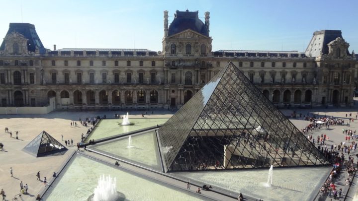 Museo de Louvre cierra sus puertos tras huelga de empleados