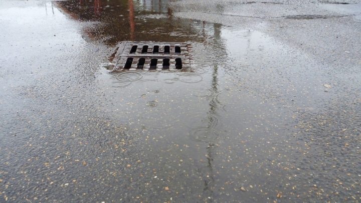 ¿Debería instalar un sistema de captación de agua pluvial?