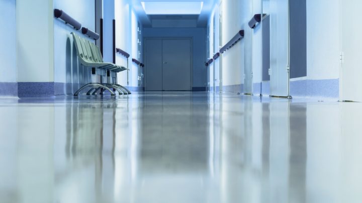¿Cuál es el mejor piso para el sector salud?