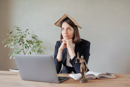 15 Términos que debes conocer como abogado recién egresado