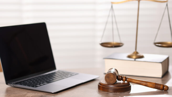Derecho SUA y modalidad escolarizada: conoce sus principales diferencias