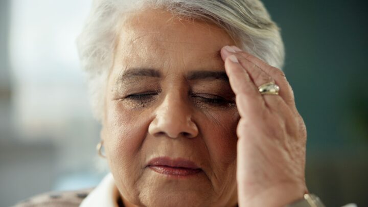 ¿El glaucoma siempre afecta los dos ojos?